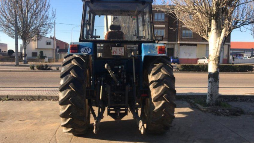 NEW HOLLAND 7740