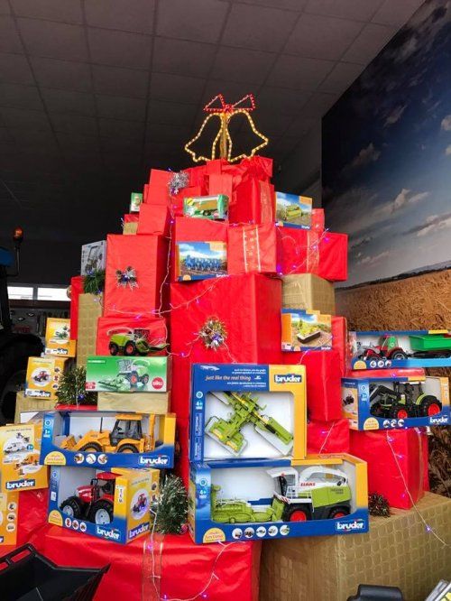 1 12 2016     AgroFerma presenta su primera campaña de Juguetería Agrícola.