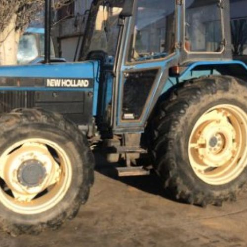 NEW HOLLAND 7740